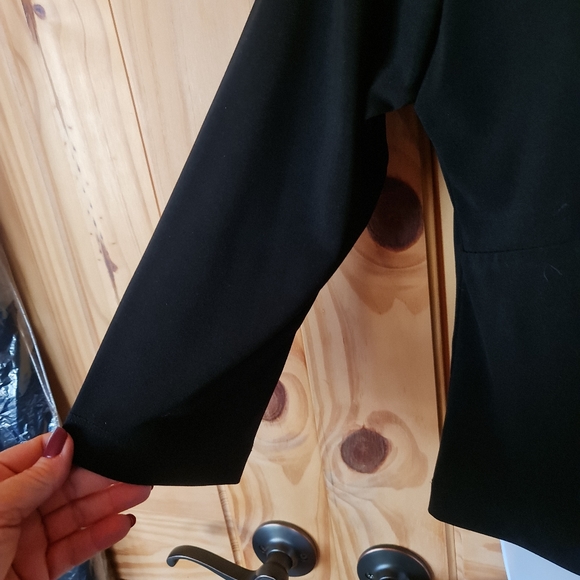 Rabbit Rabbit Rabbit Designs Beaded V Neck 3/4 Sleeve Black Knit Top EUC Size 12 - Picture 6 of 7